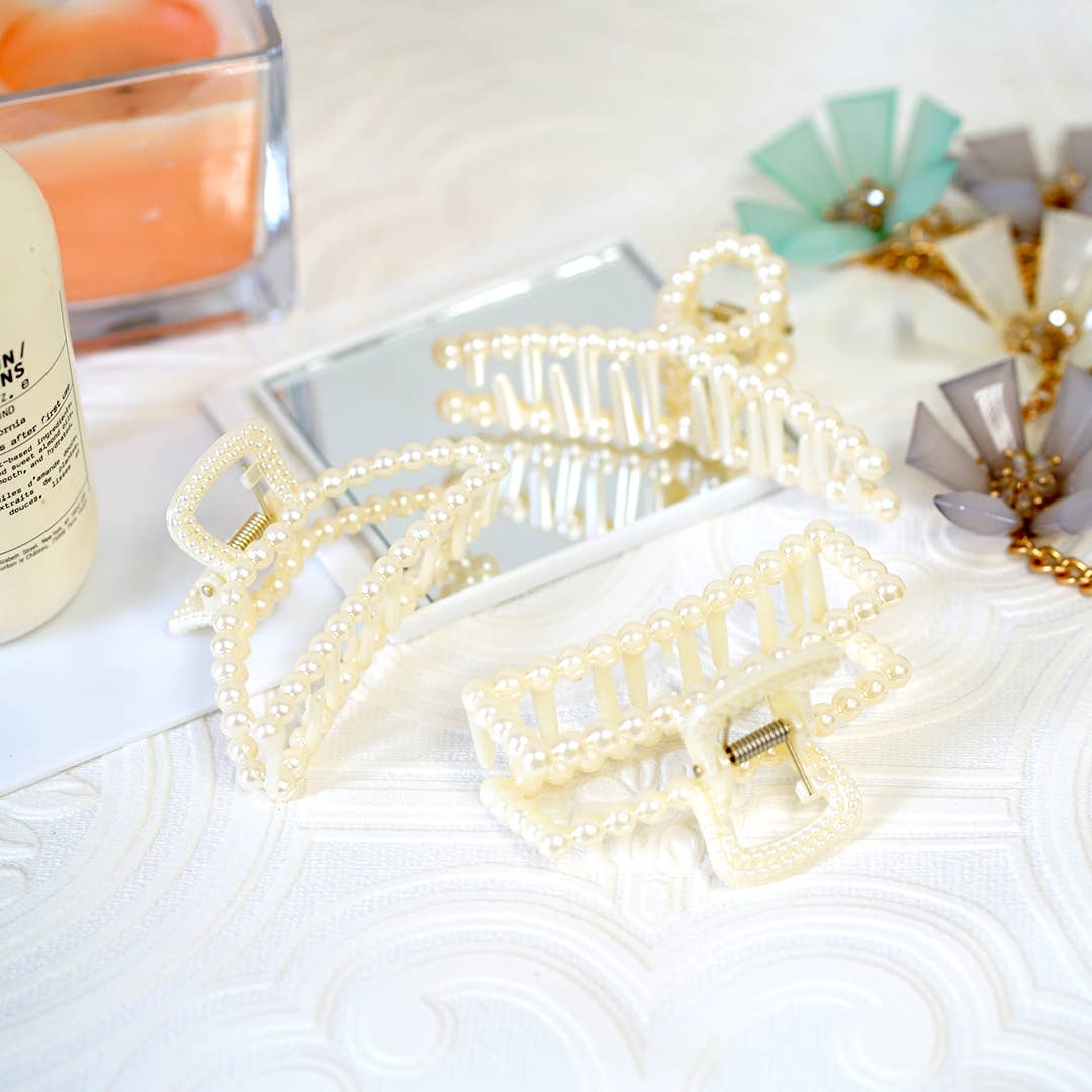 Pearl Claw Clips