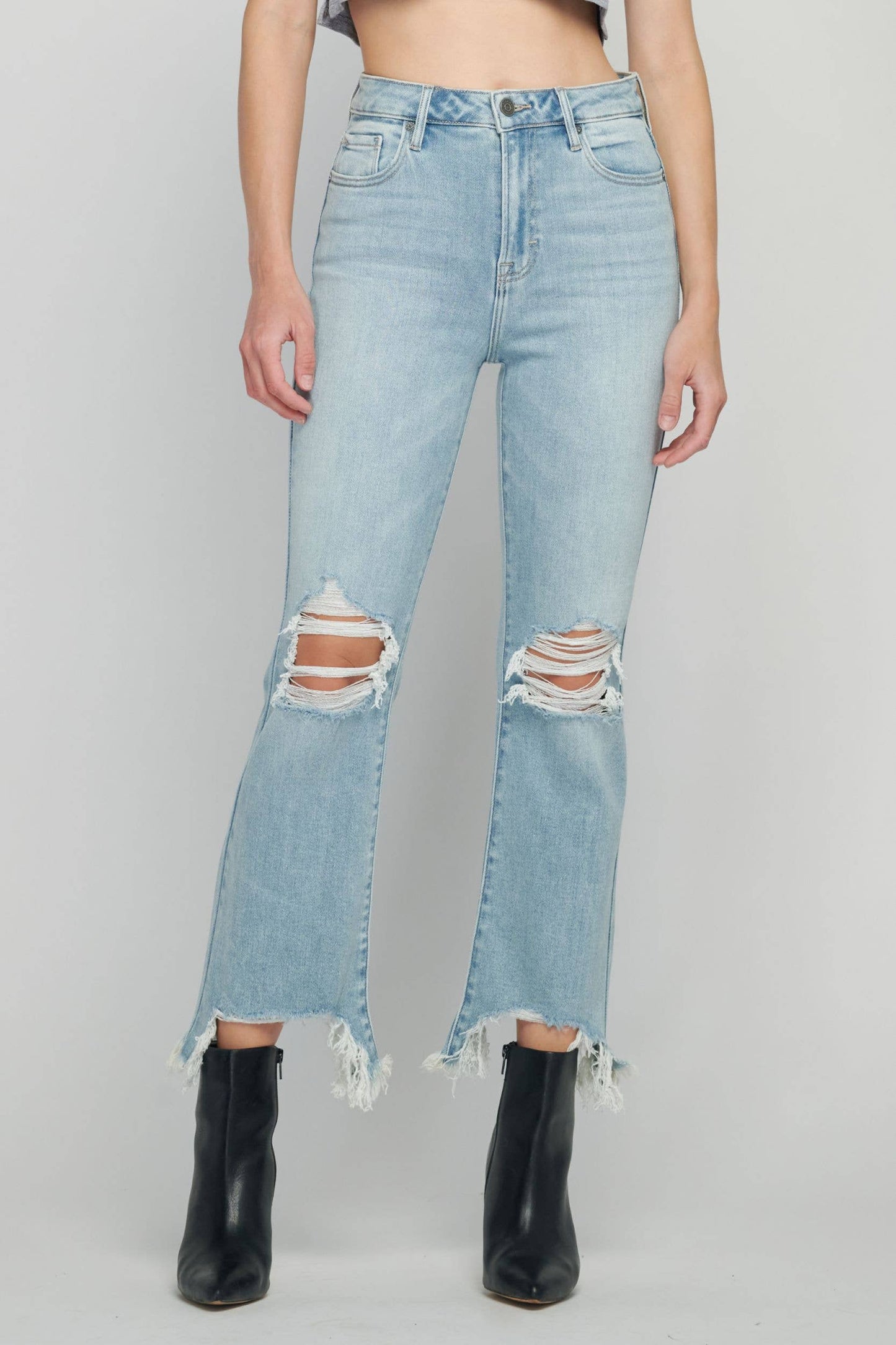 Hidden Jeans - Medium Wash Knee Distressed Frayed Hem Cropped Flare