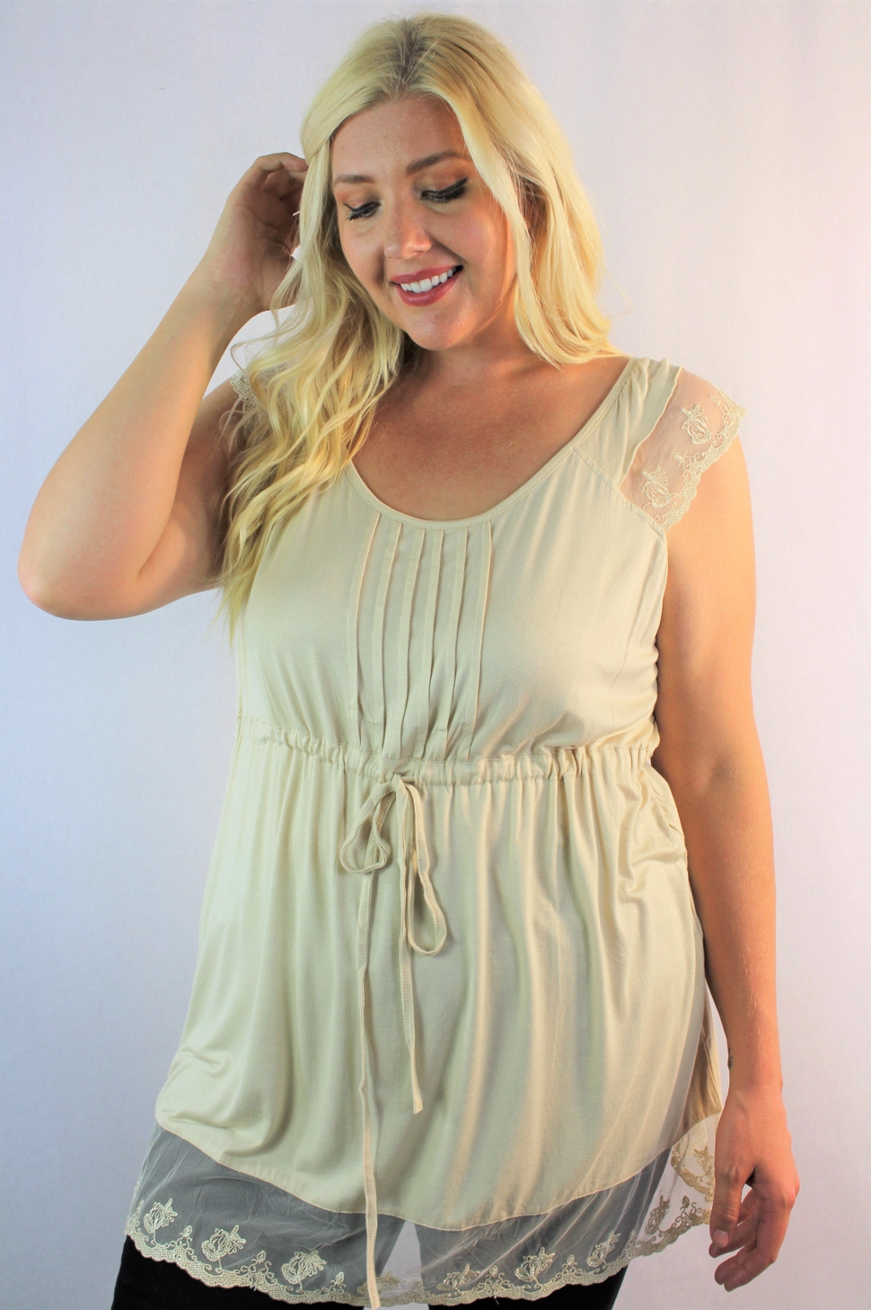 Luna Lace Top
