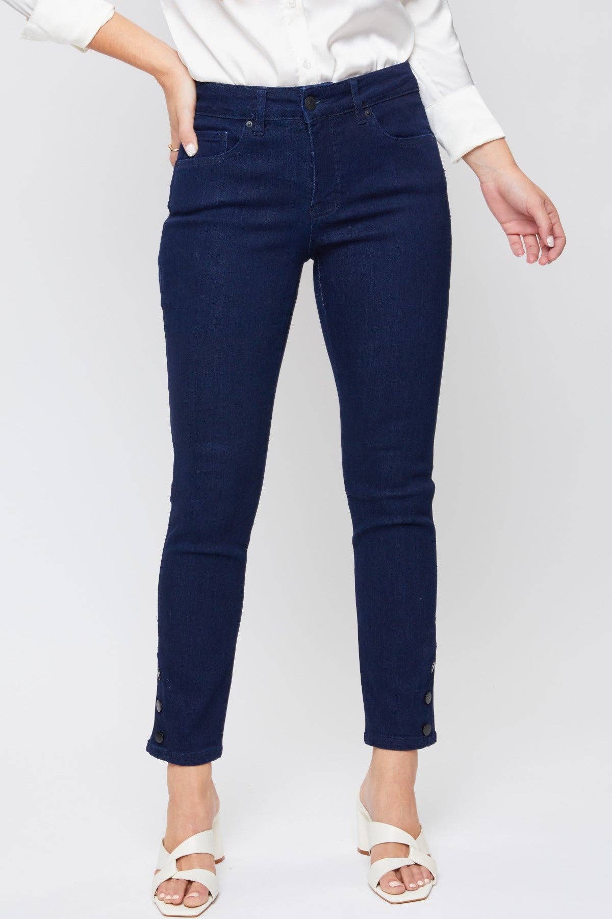 Missy Mid-Rise Ankle Jeans